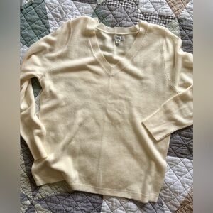 Women’s sweater